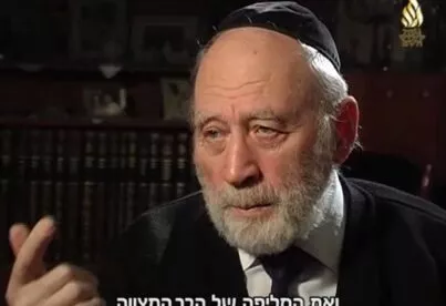 תיאור אפשרי של תמונה: יהושע דנציגר