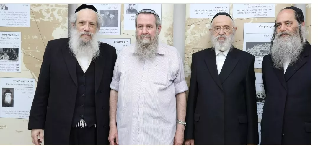 תיאור אפשרי של תמונה: avi maoz visit